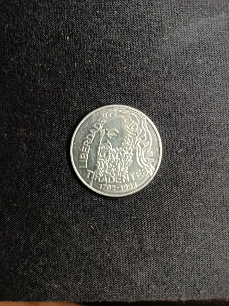 Rara moeda 5000 Cruzeiros (Cr$) 1992. - bicentenário morte de Tiradentes - coleção 