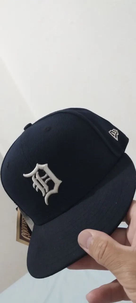 Boné New era Detroit tigers fechado 