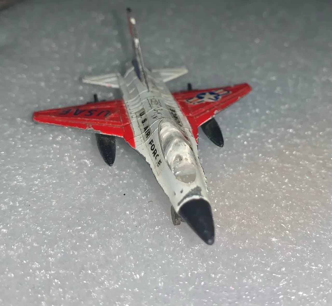 Avião F16 Miniatura General Dynamics Die Cast Vintage