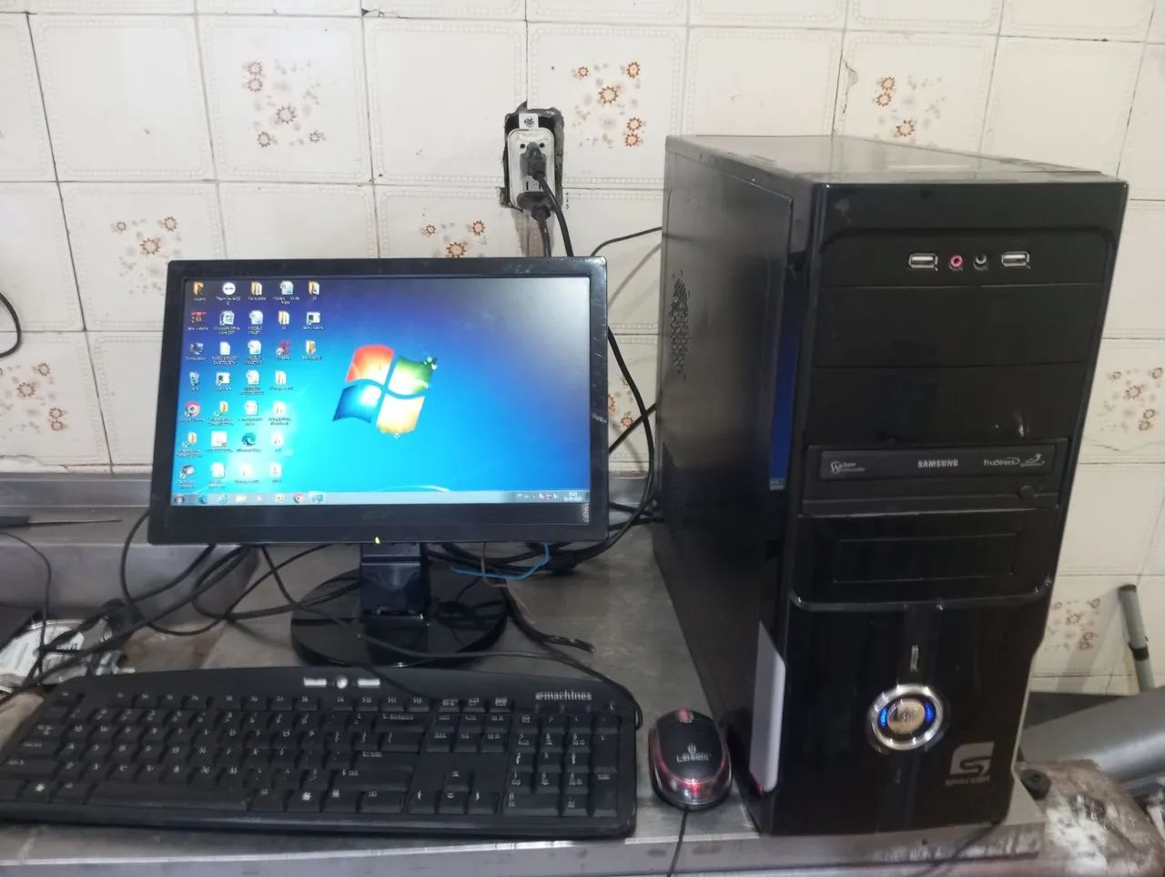 Computador Completo com DVR e HD de 1 TB e monitor de 14 polegadas ...