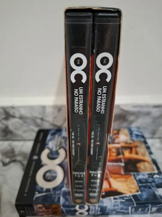Box com 7 DVDs originais - The OC - Foto 3