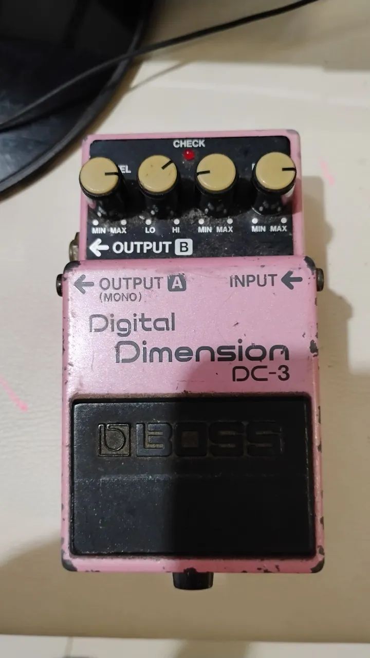 BOSS DC-3 レア美品 Raridade Boss Digital Dimension DC-3 Japonês - Instrumentos