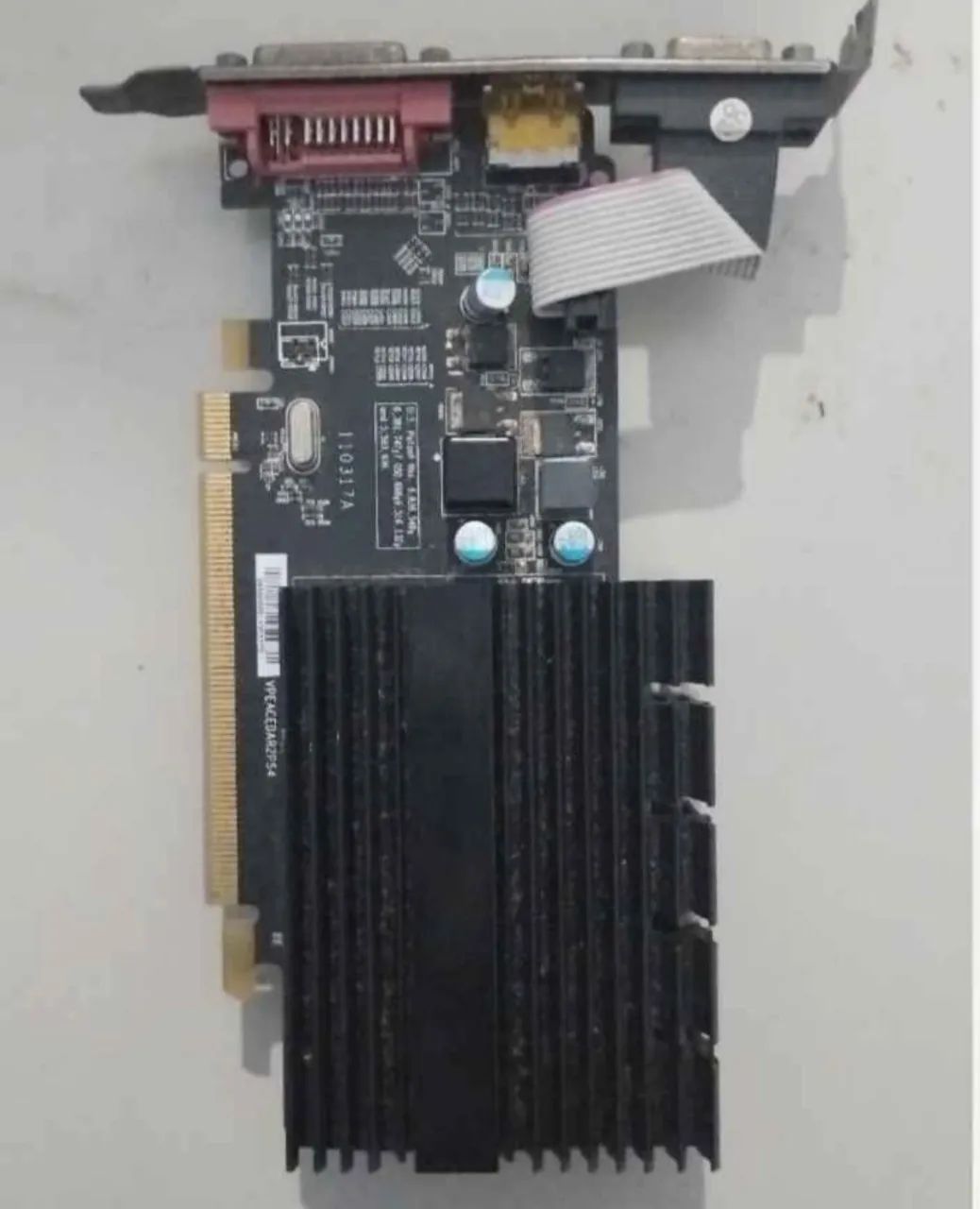 (COM DEFEITO) ATI Radeon HD 5450 Usada - Foto 3