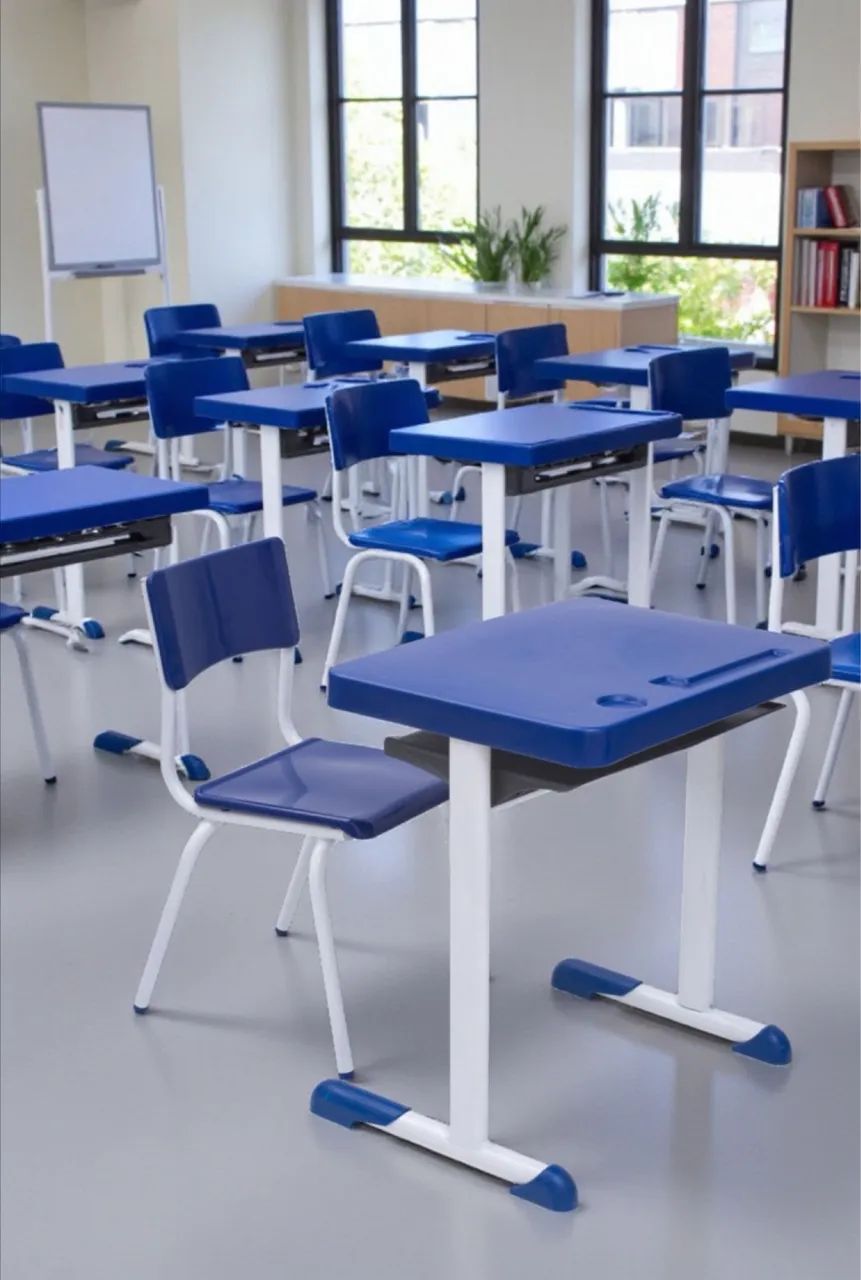 Conjuntos Escolares novos e a pronta entrega 