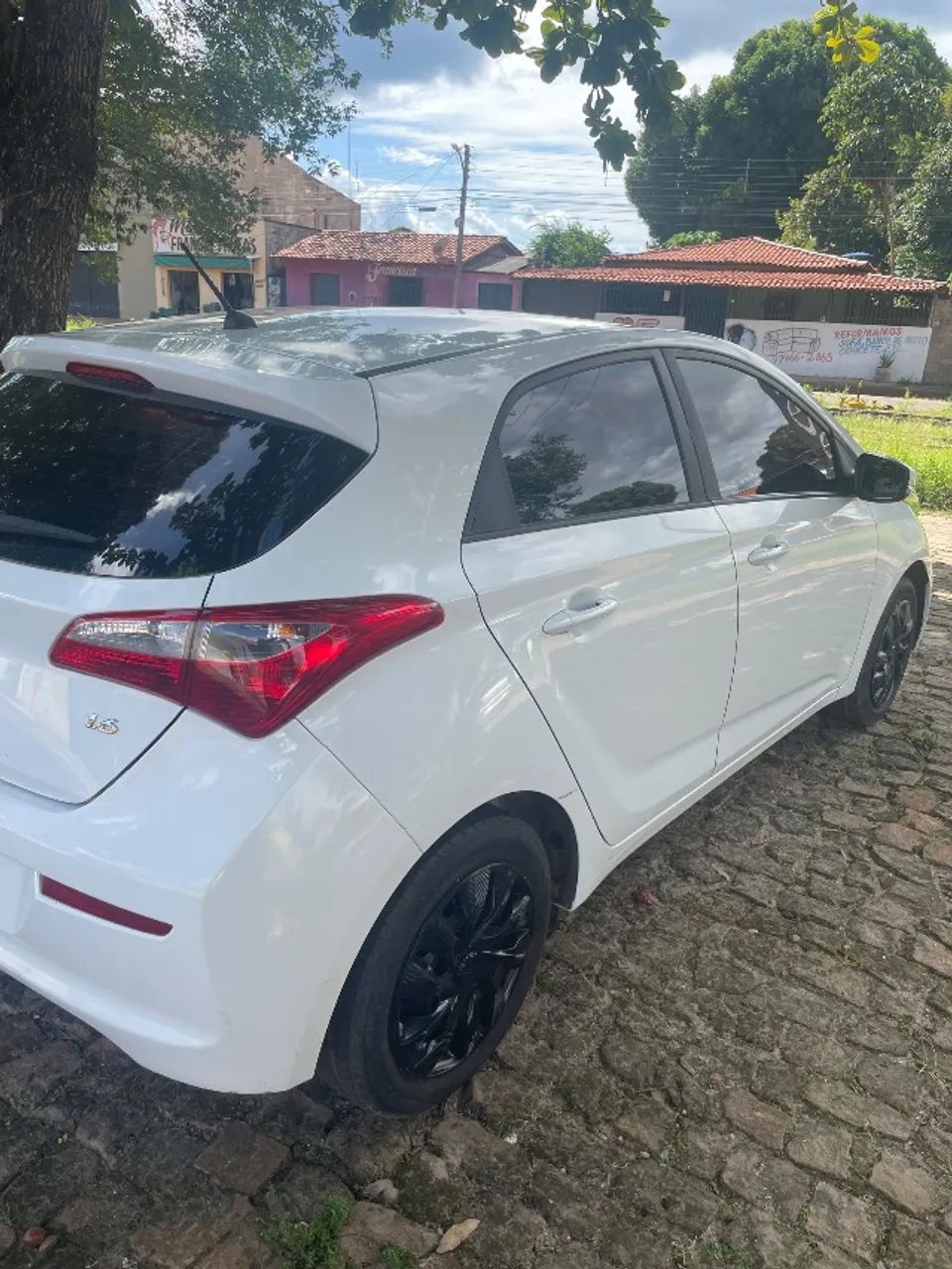 Hb20 branco confort plus 1.6 branco ano 2016