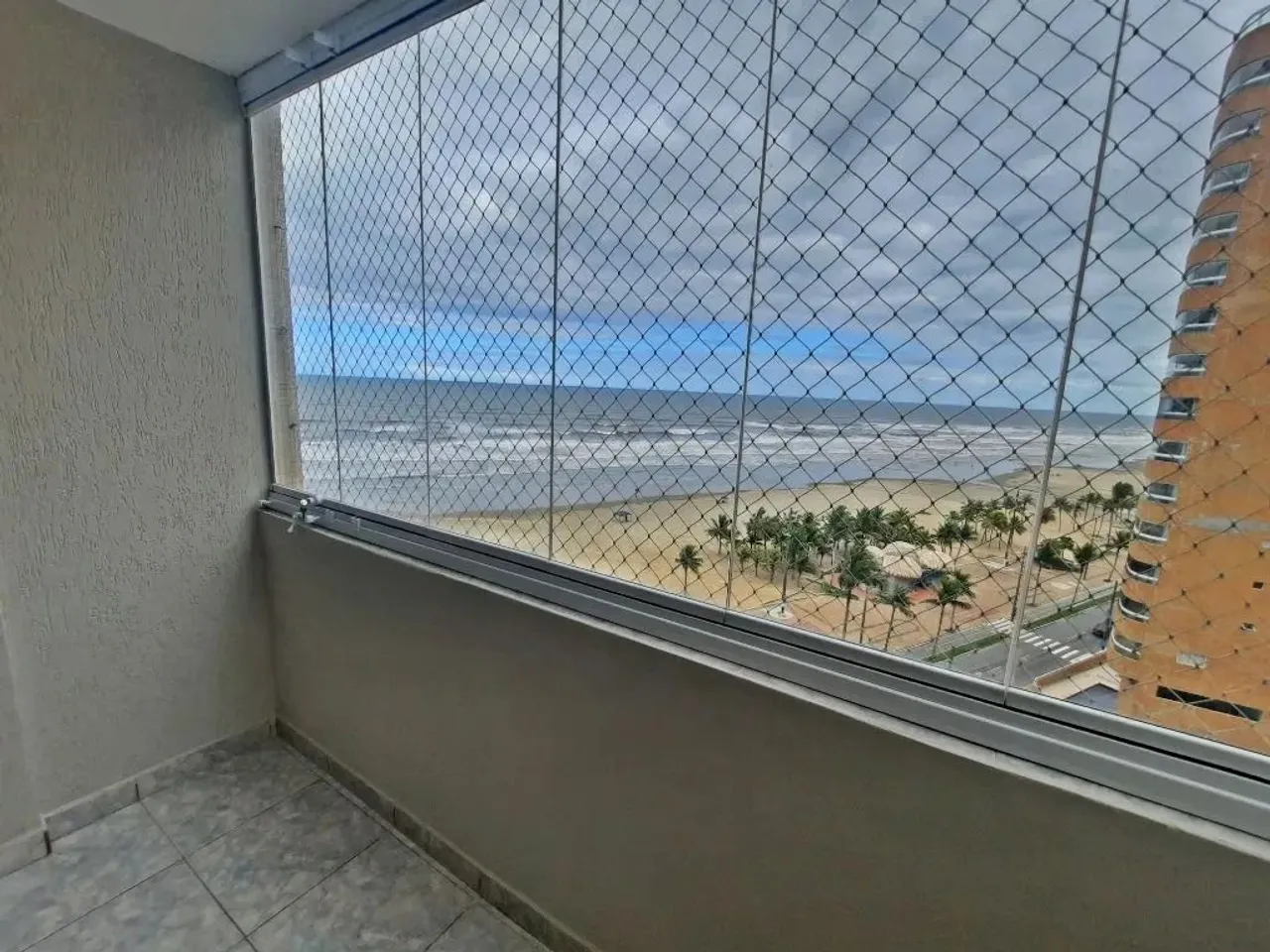 Aluguel Apartamento frente mar 1 quarto em Ocian - Praia Grande - SP