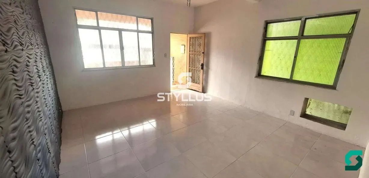 Sampaio | Casa 2 quartos, sendo 1 suite