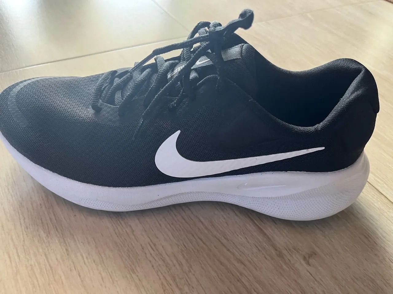 Tênis Nike original tamanho 41 preço 290