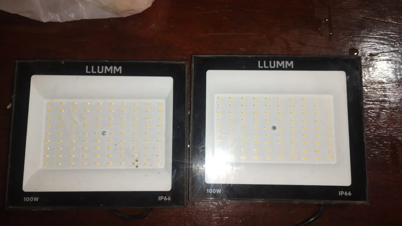 5 Refletores LED 100W LLUMM IP66