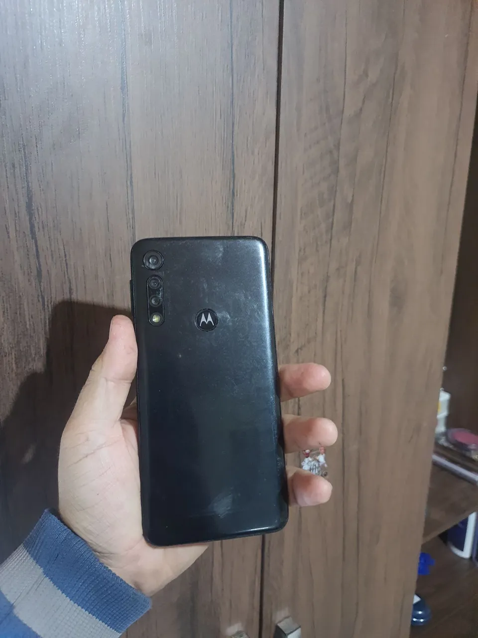 Motorola G8 Play, inteiro sem defeito