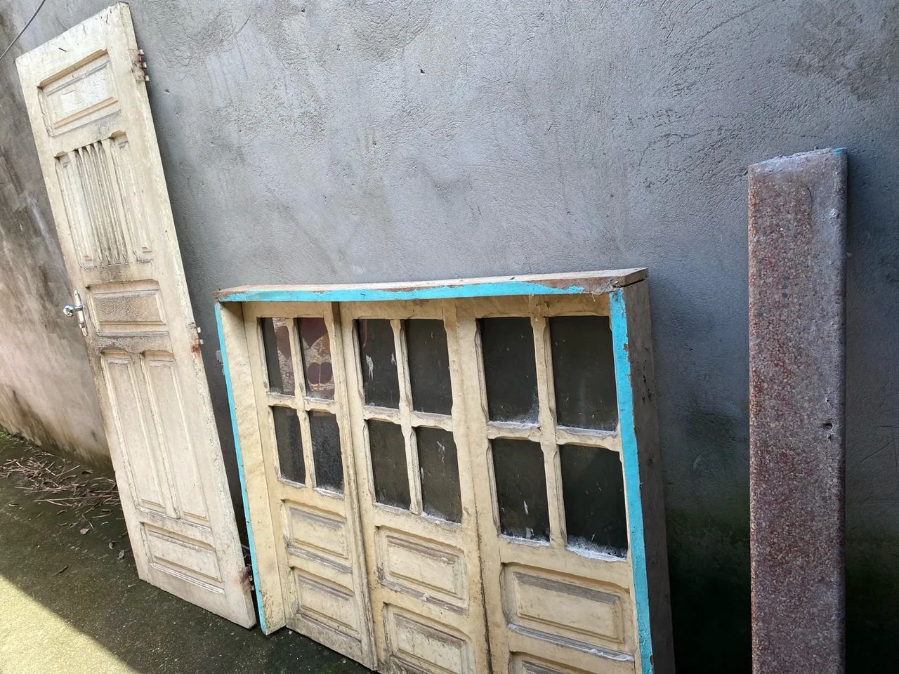 Porta de madeira com vidros - estilo antigo - Foto 4