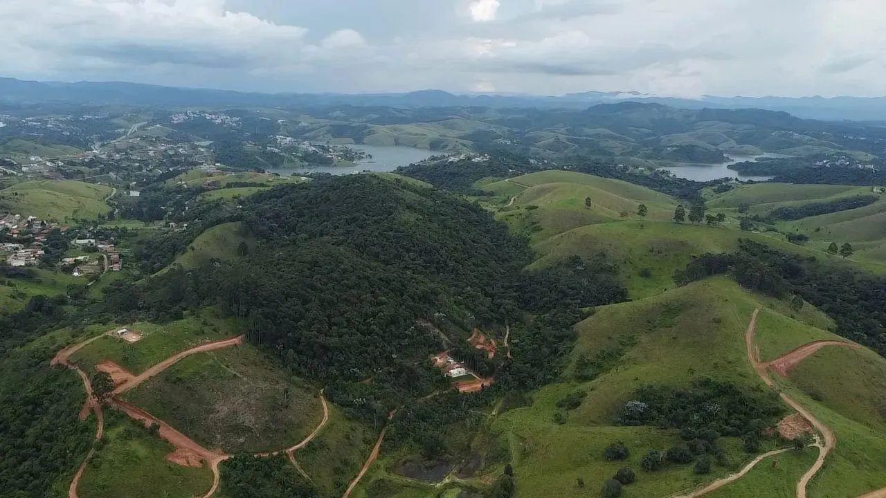 Casa de condomínio para venda com 600 metros quadrados em Recanto das Águas - Igaratá - SP