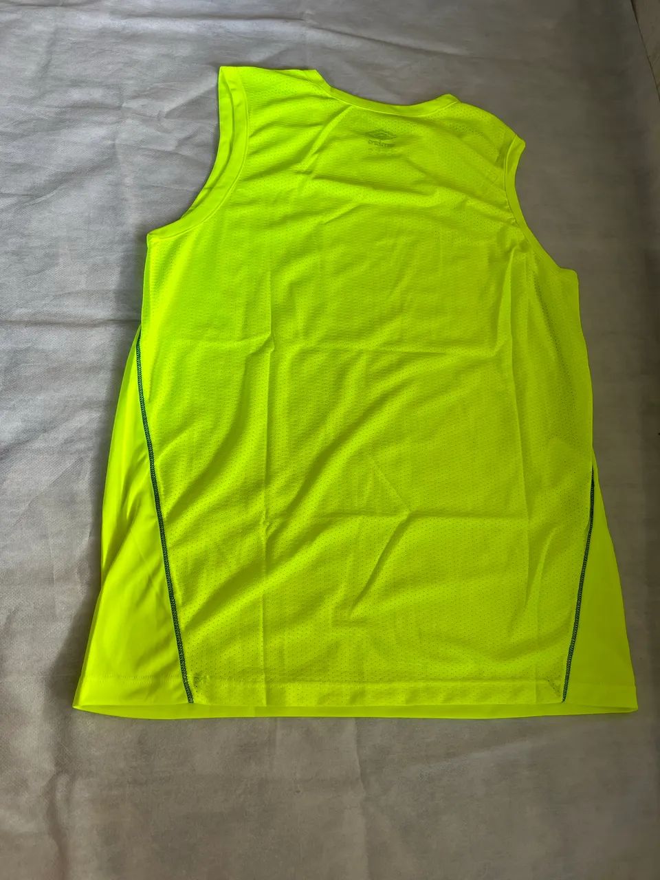 Camiseta Regata Umbro Nova - Original - P - Foto 3