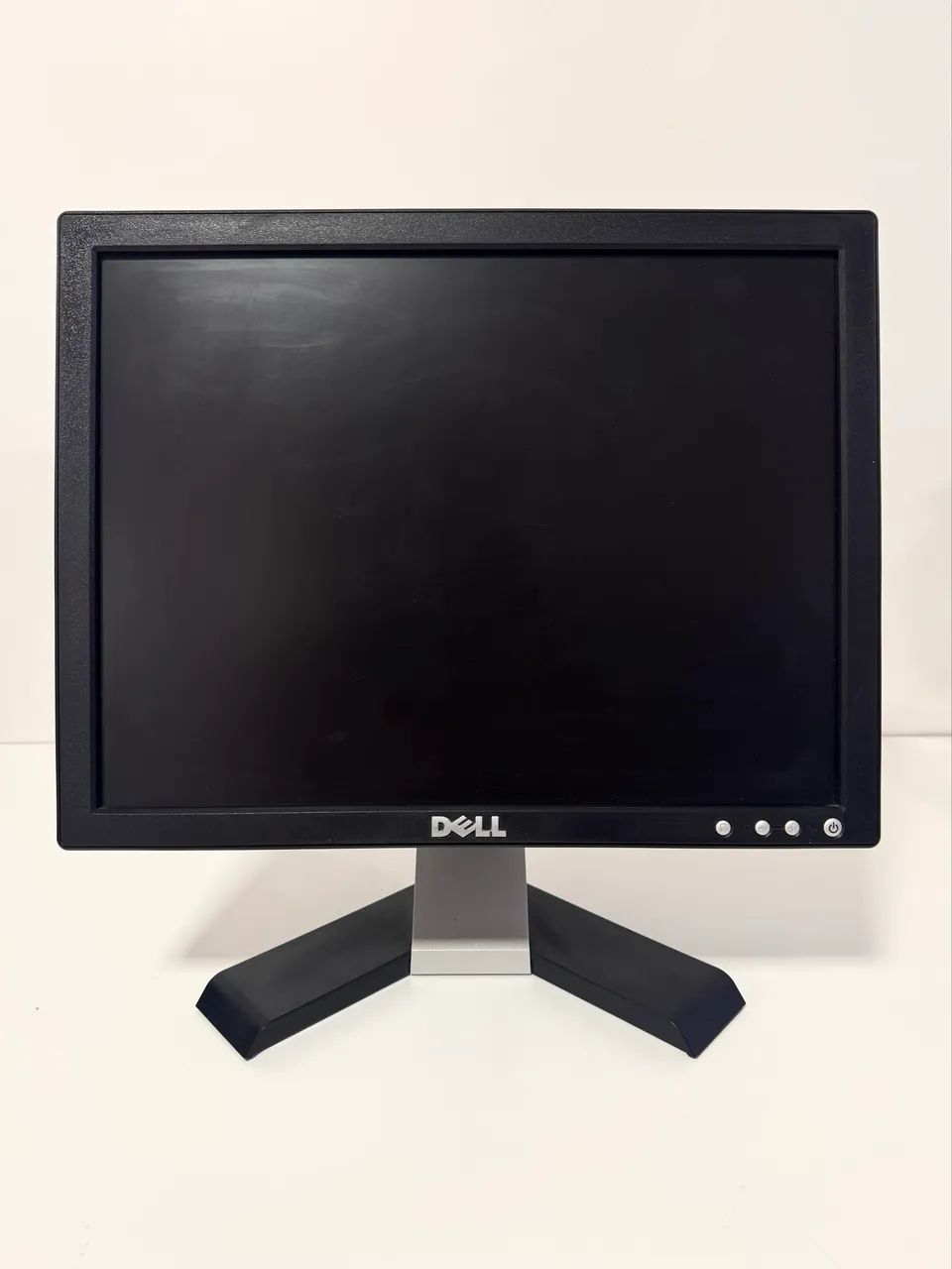 Dell E157FPC Monitor64231146645507120
