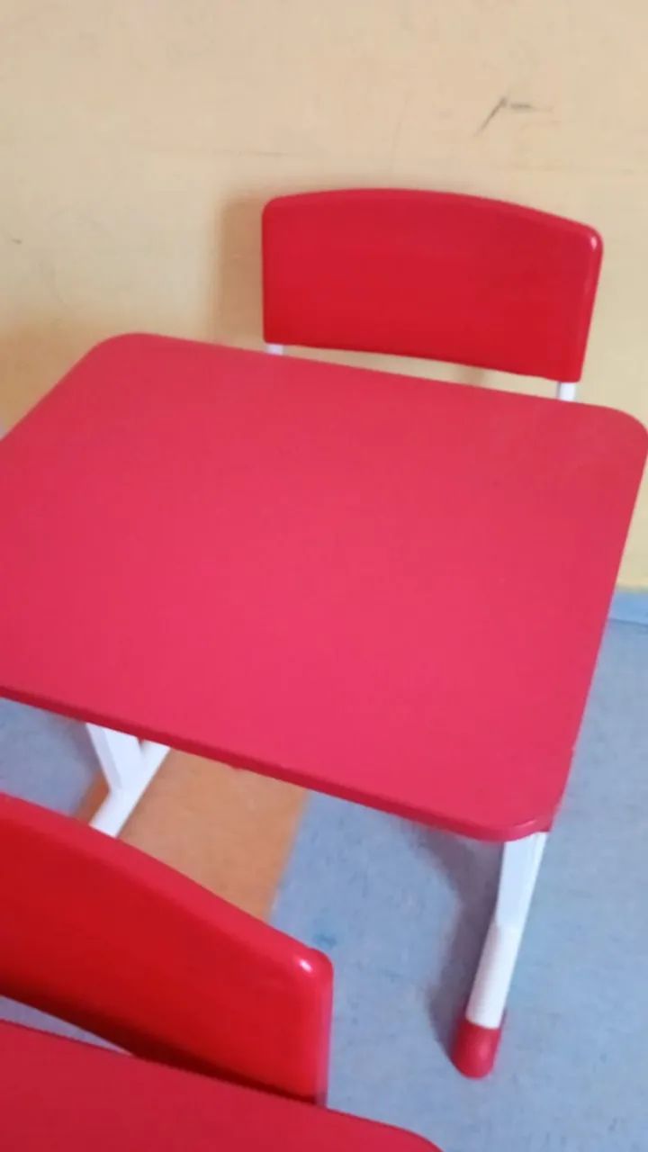  8 conjuntos de Mesas escolares individuais  - Foto 3
