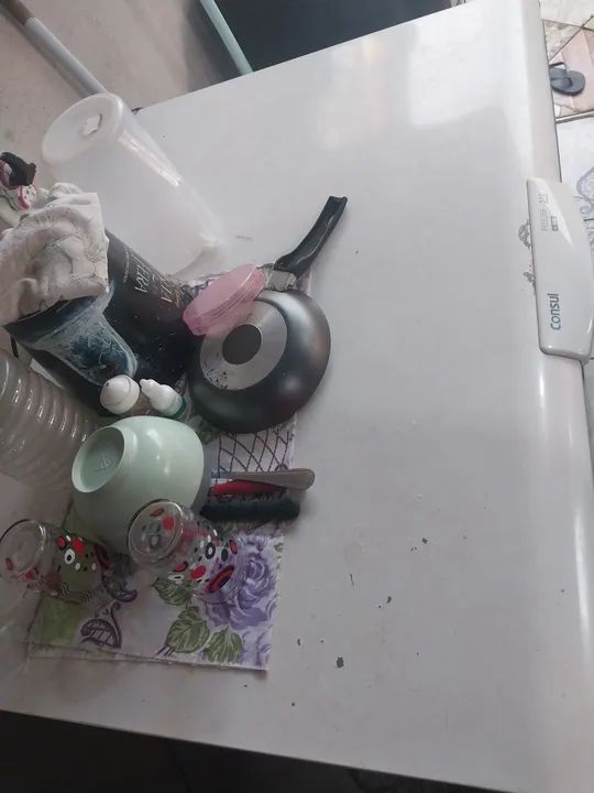 Tudo por 1200 geladeira e freezer pra vender logo - Foto 4