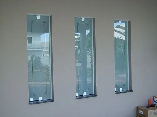 Janela Incolor Vidraçaria em Bento Ribeiro  - Foto 2