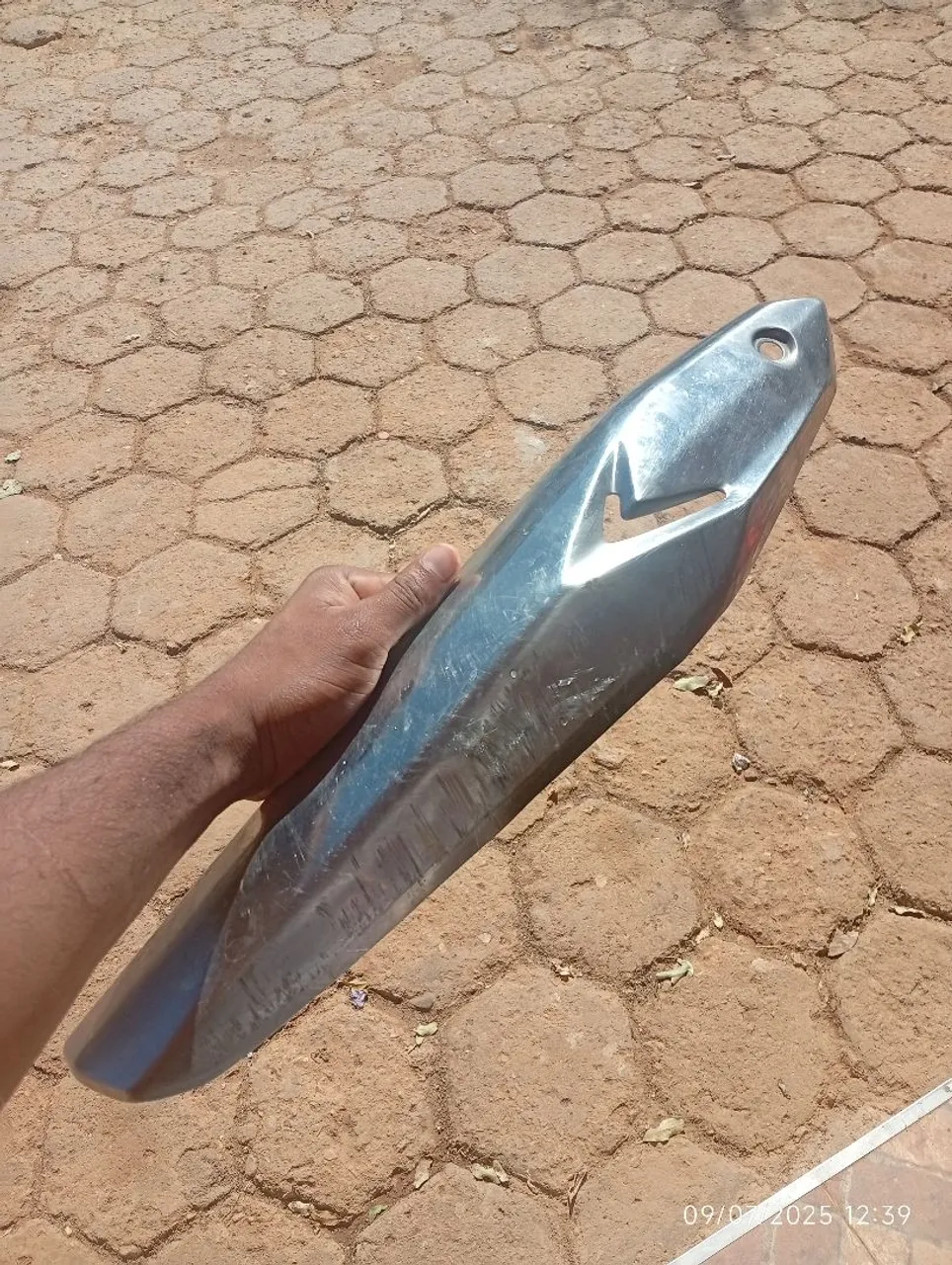 Acabamento para cano de descarga Cromado para Moto - Original Titan 160 ano 2023,