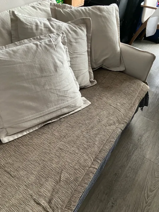 Peseira para cama ou sofá