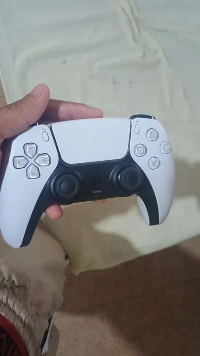 Playstation 4 Slim 1TB - Console de última geração - Foto 2