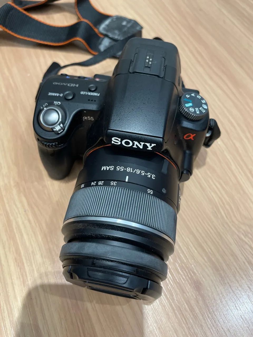 Kit Sony Alpha SLT-A55, lente Sony DT 18-55mm f/3.5-5.6 SAM tela