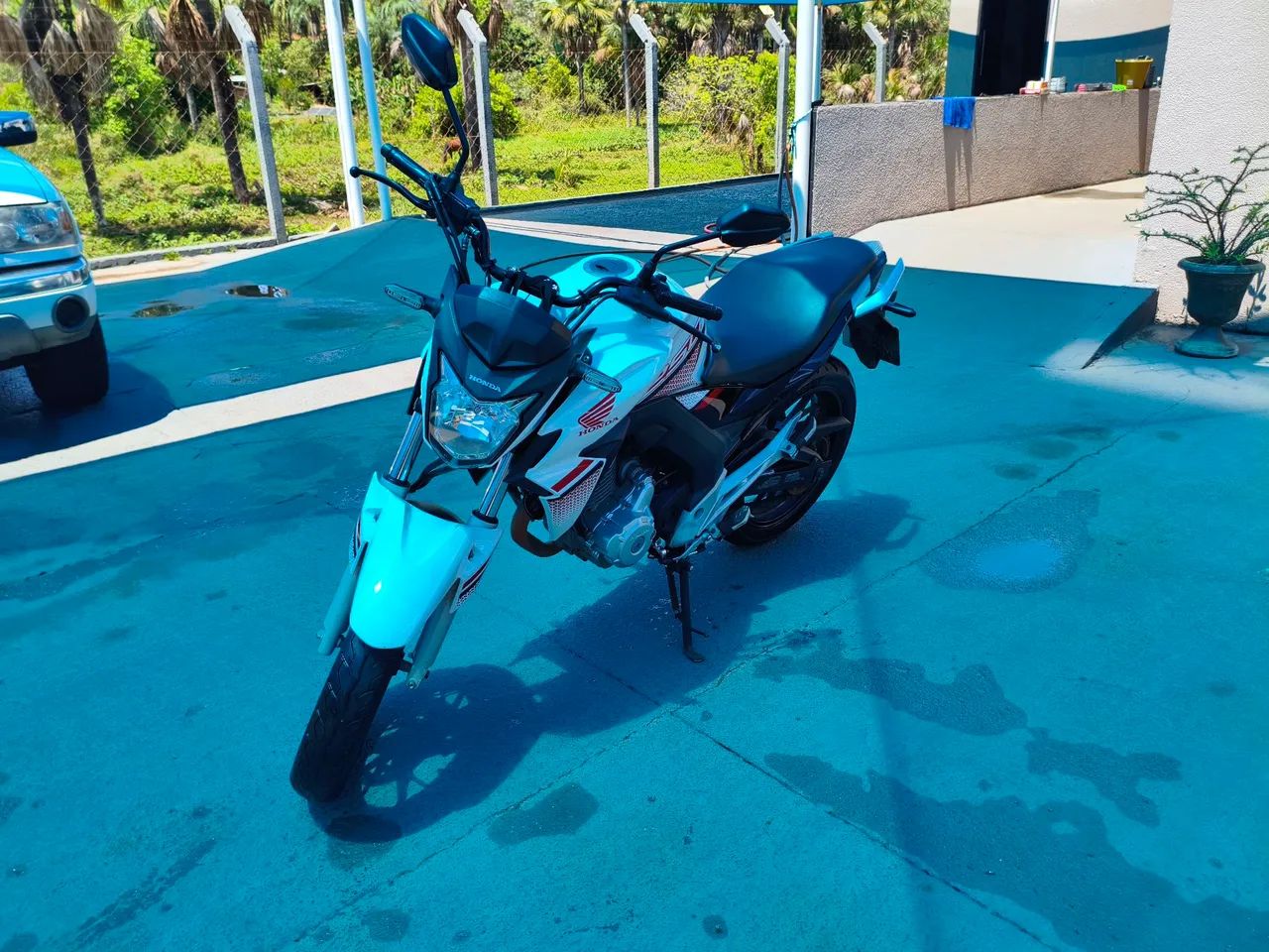Honda CB Twister 250F branca 2022 - Foto 11