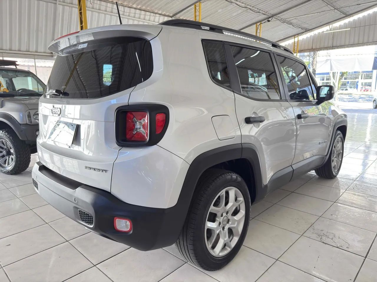 Jeep Renegade 2018 1.8 16v flex sport 4p automático - Foto 5