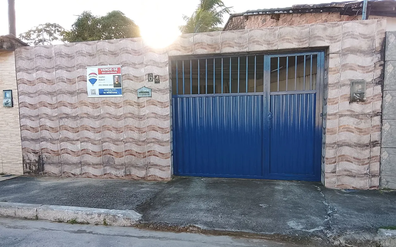 Casa no Benedito Bentes 2/4 com Garagem - Próx. Ao São Domingos