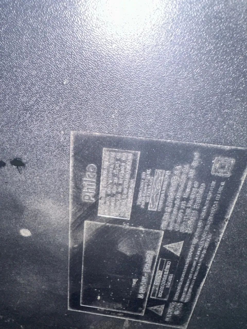 Tv Philco tela quebrada para peças não tem controle não sei modelo 32 polegadas 