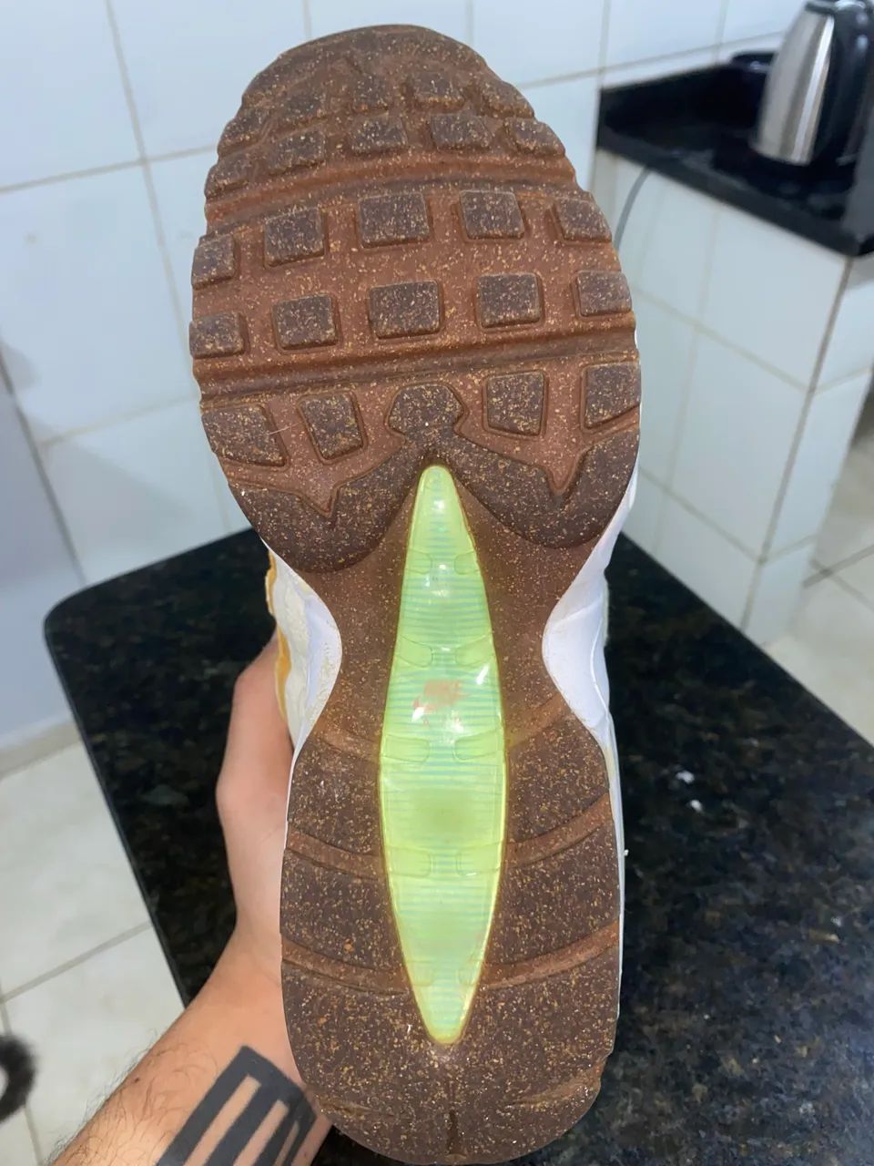 Nike Air Max 95 Happy Pineapple (CZ0154-100). TM 42 - Calçados