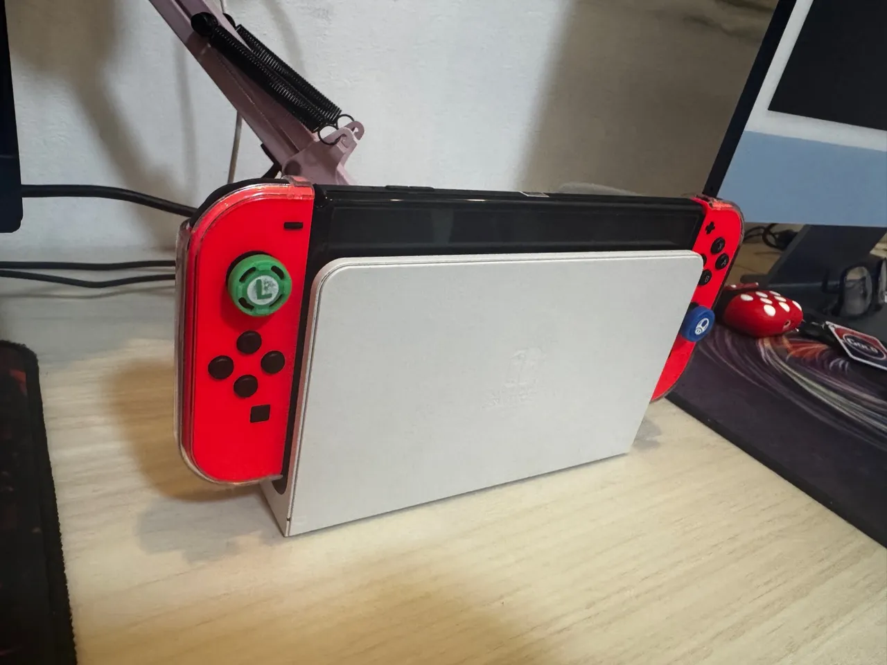 Nintendo Switch Oled desbloqueado 128gb LEIA