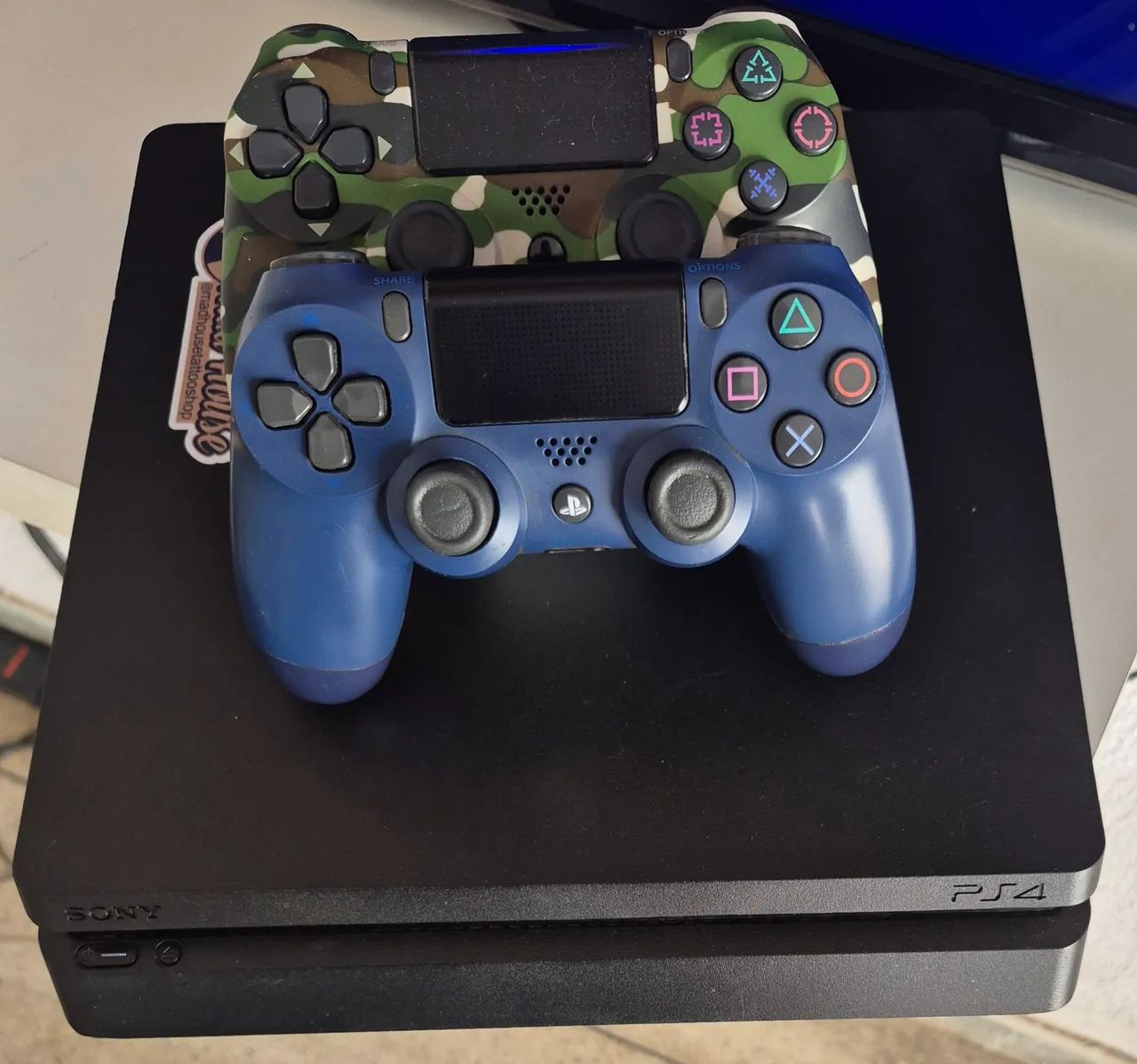 PS4  slim seminovo 