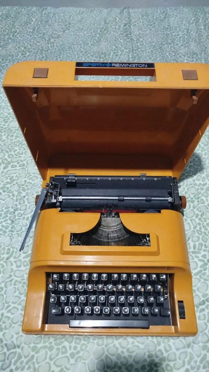 Remington Typewriter64169909603586120