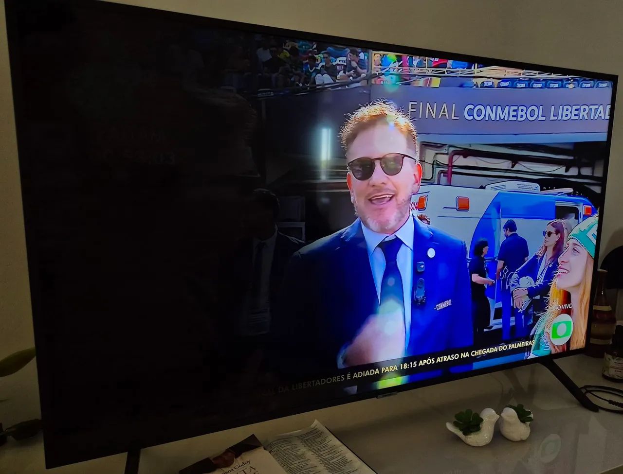 Samsung 50" Smart TV Working Perfectly (with Stain) - UN50NU7100 (2018)64573483488002122