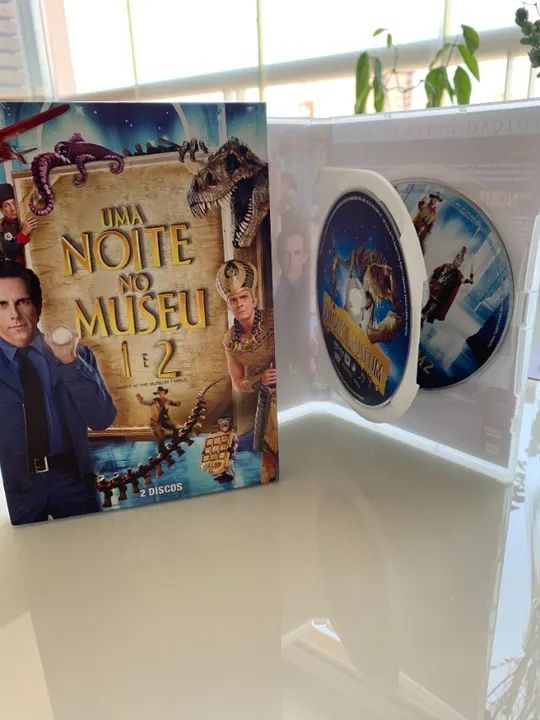 DVDs filmes 007 Um novo dia para morrer (DVD duplo) Uma noite no Museu 1 e 2 (DV - Foto 6