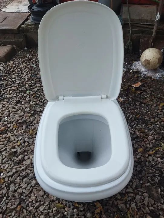 Vaso Sanitário em Cerâmica - Foto 3