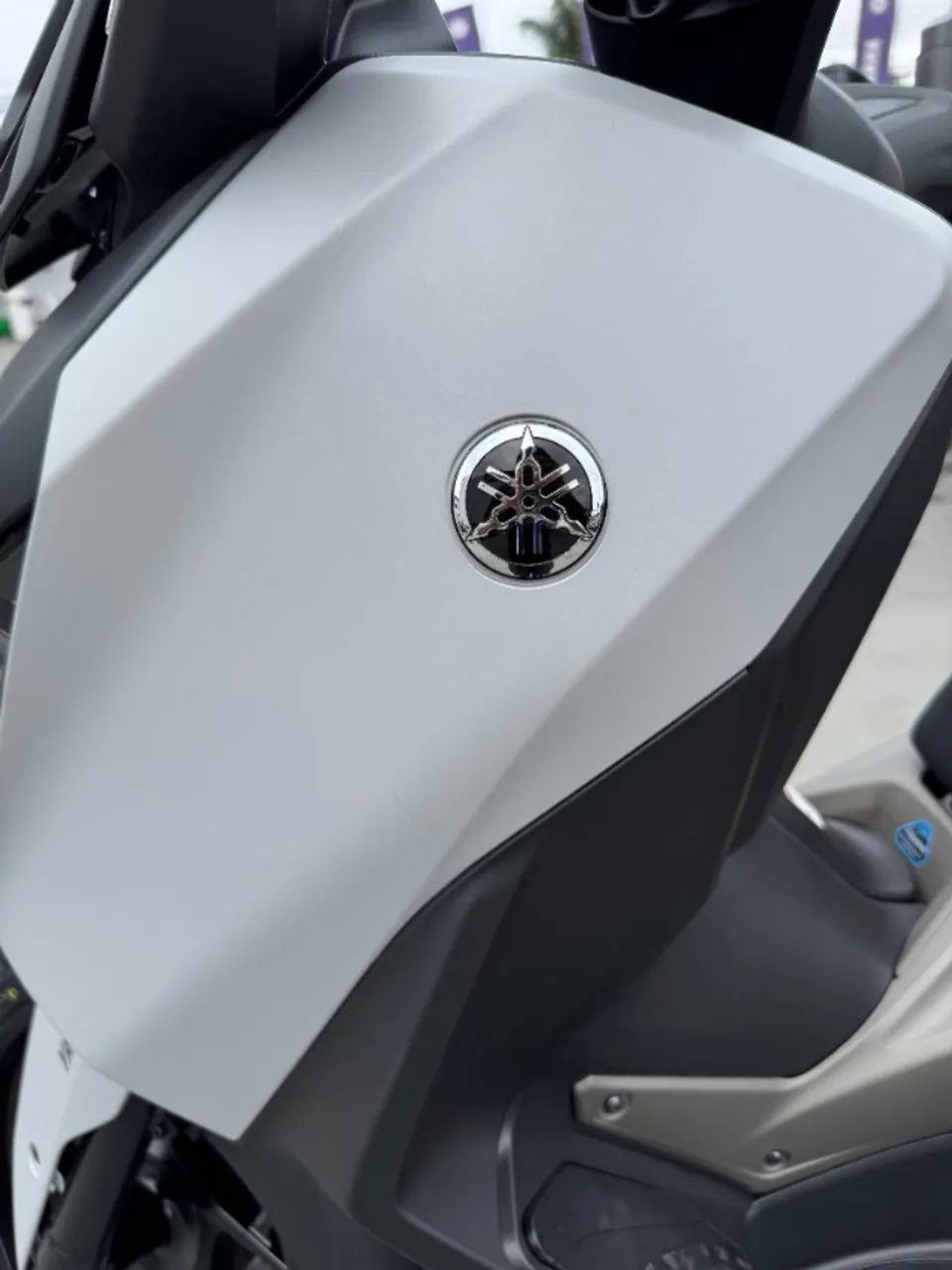 YAMAHA XMAX 300 CONNECTED 26/26  - Foto 6