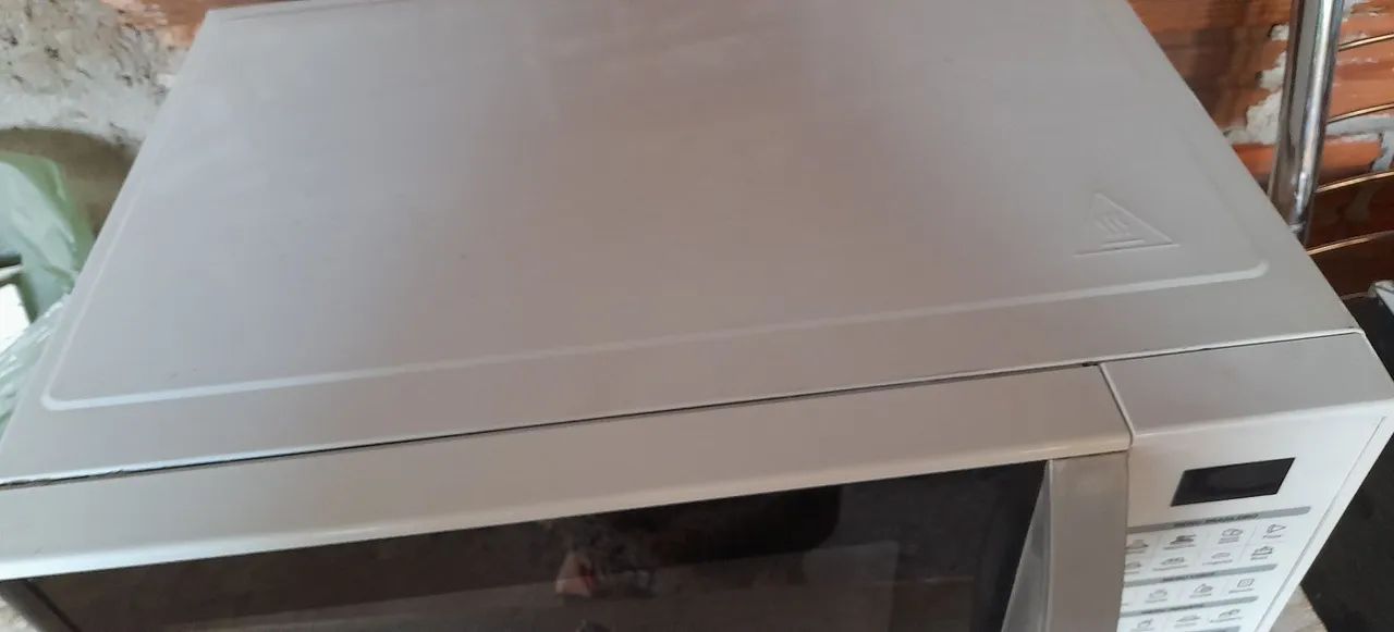 Micro-ondas LG em perfeito estado - Foto 4
