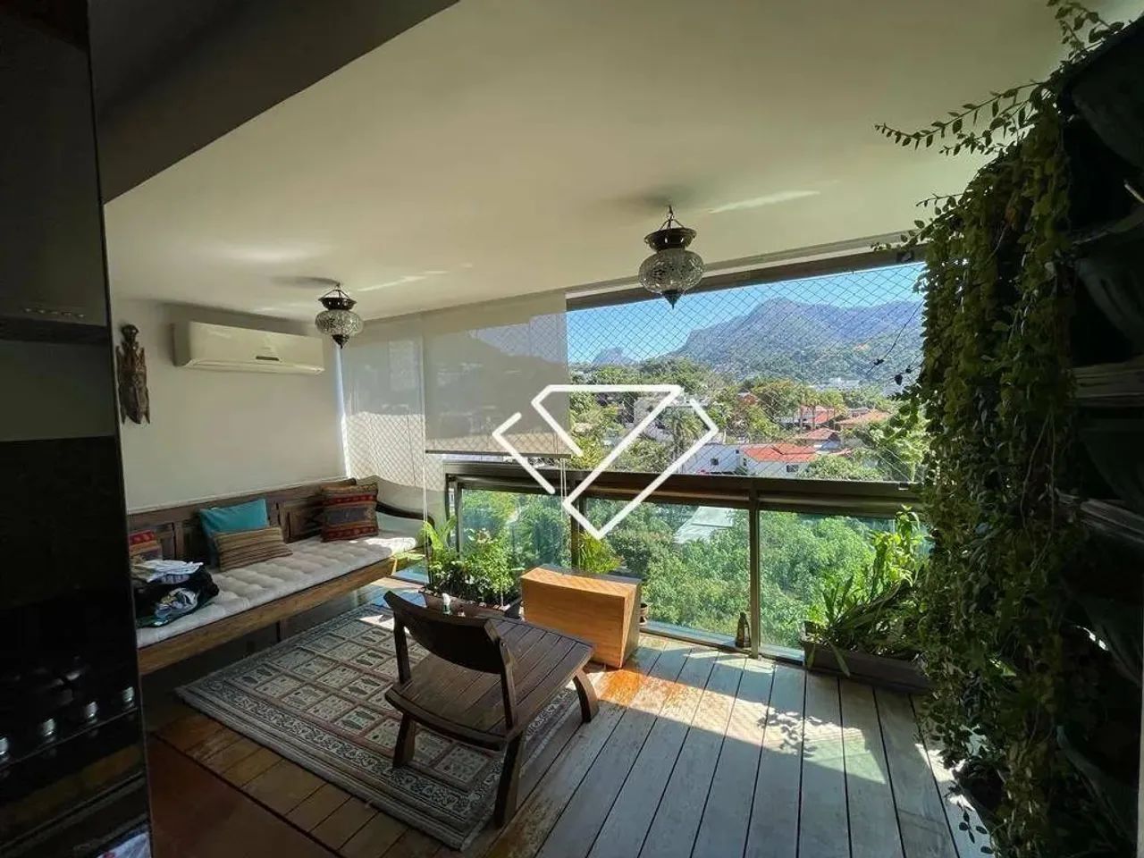 Apartamento Exclusivo no Leblon  2 Suítes, Reformado por Arquiteto! - Foto 2