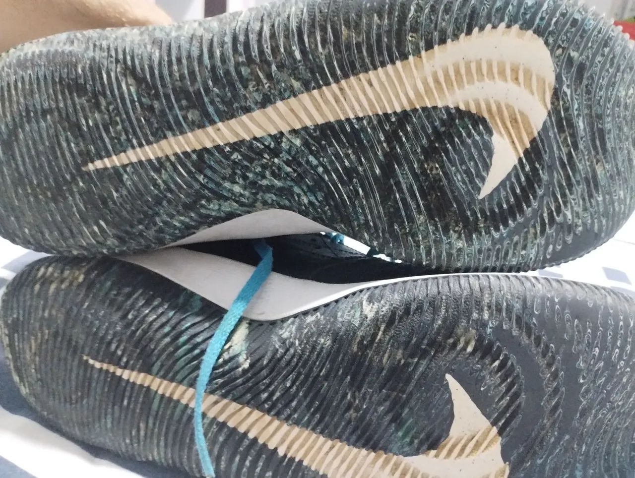 Tênis Nike Fly By 2 para vôlei e basquete  - Foto 5
