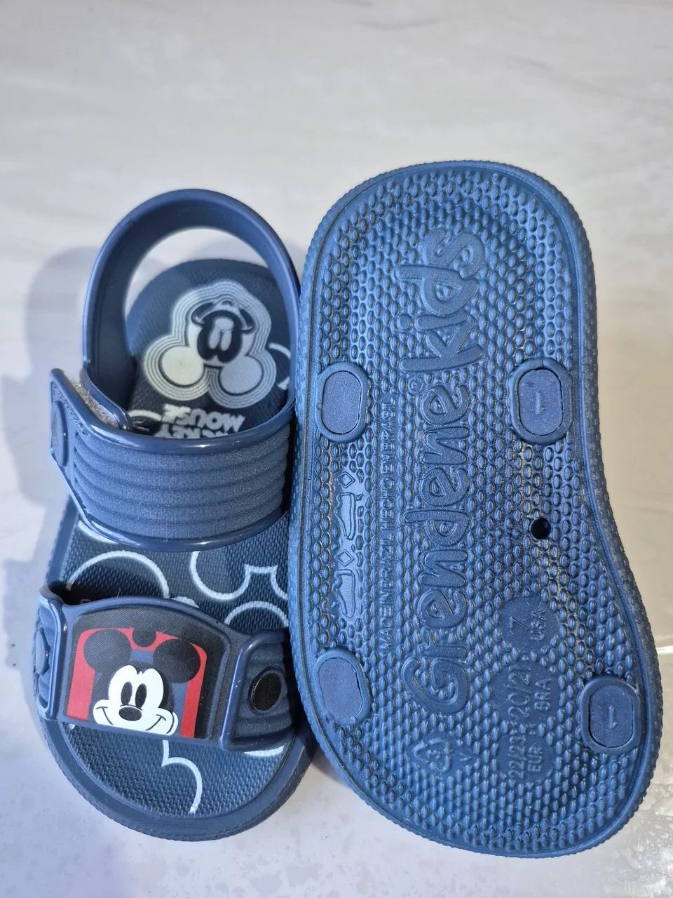 Sandália e mochila mickey  - Foto 2