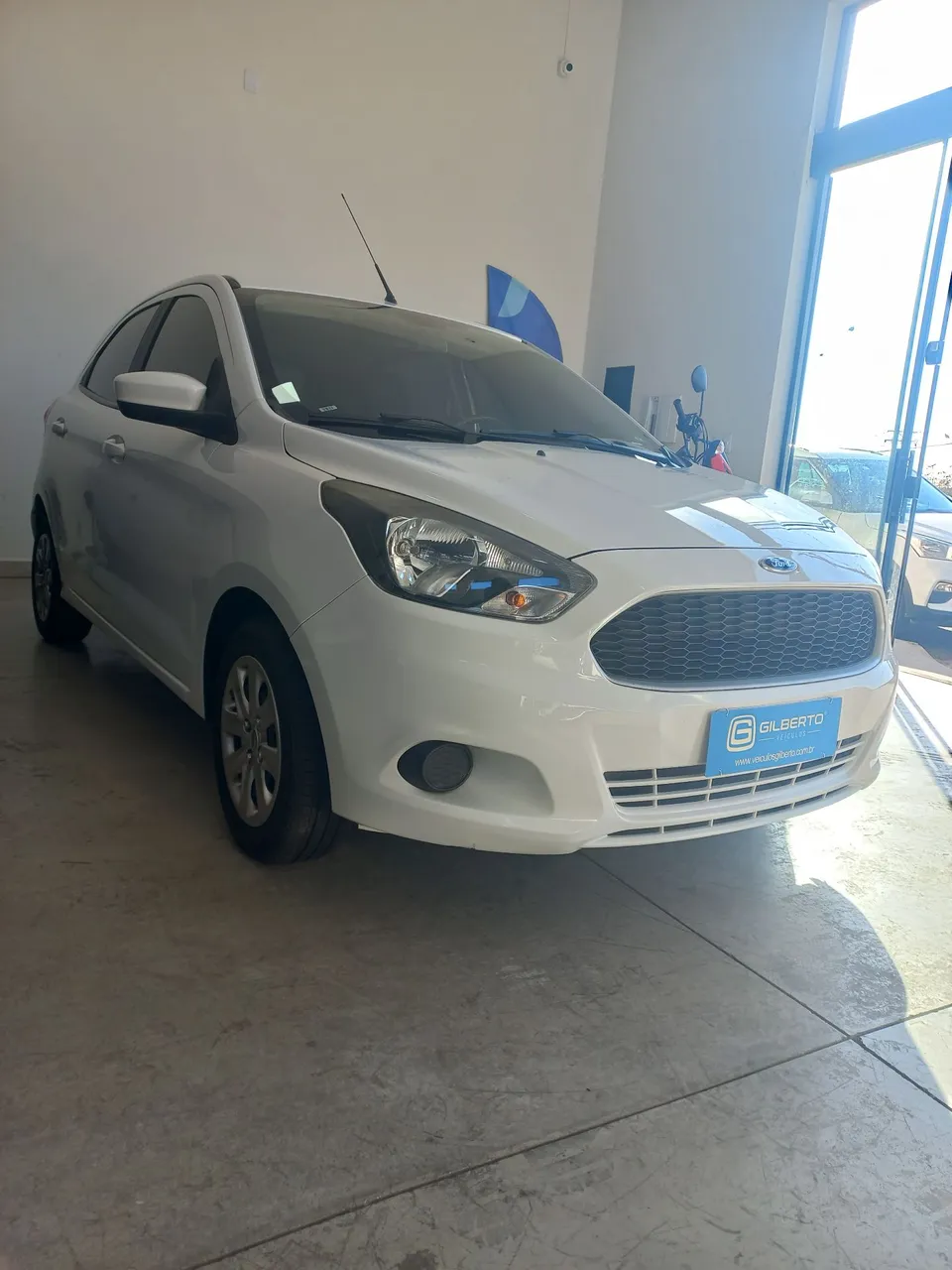 FORD KA SE 1.0 | 2017 | COMPLETO | 132.000