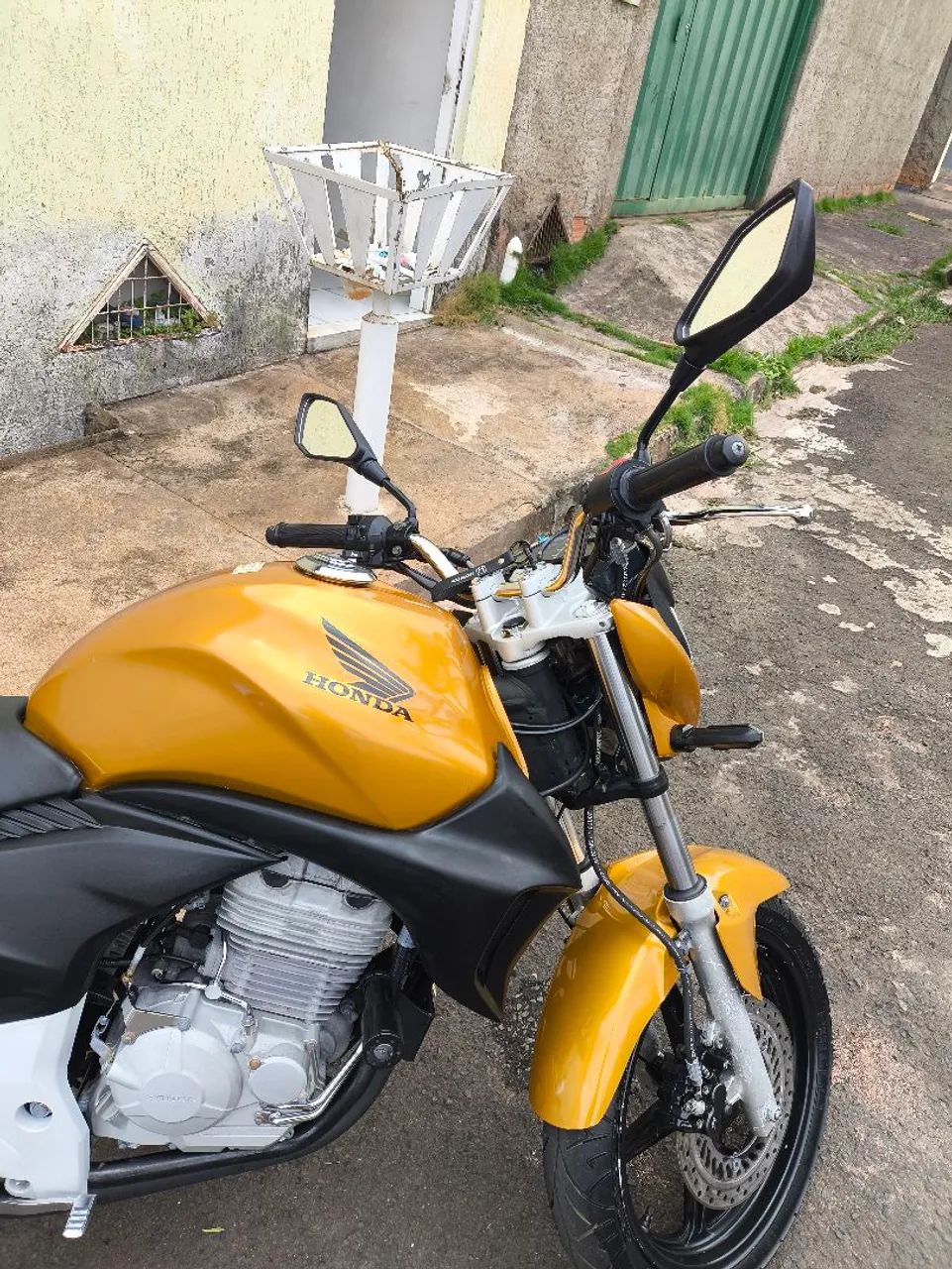CB 300R Dourada | Ano 2011 | Conservada | 53.568 km | IPVA 2025 Pago - Foto 5