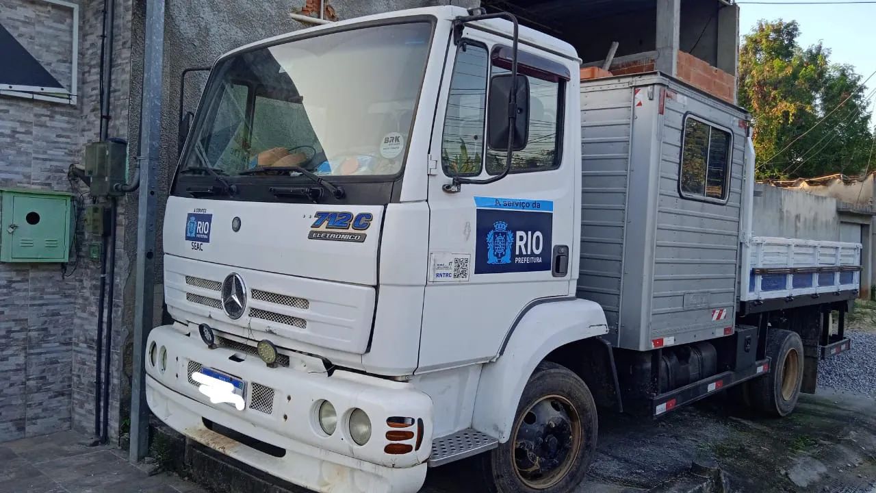 Caminhão Mercedes Benz ano 1999 - Foto 3