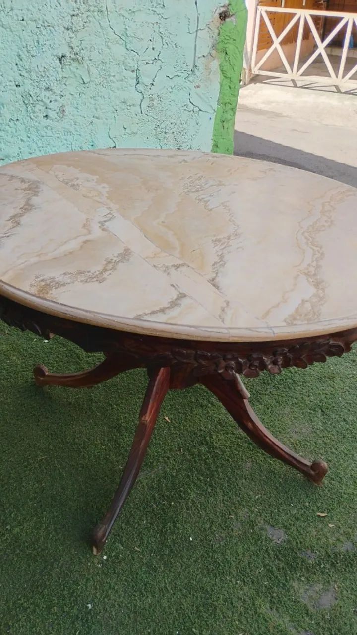 Mesa de jantar redonda 
