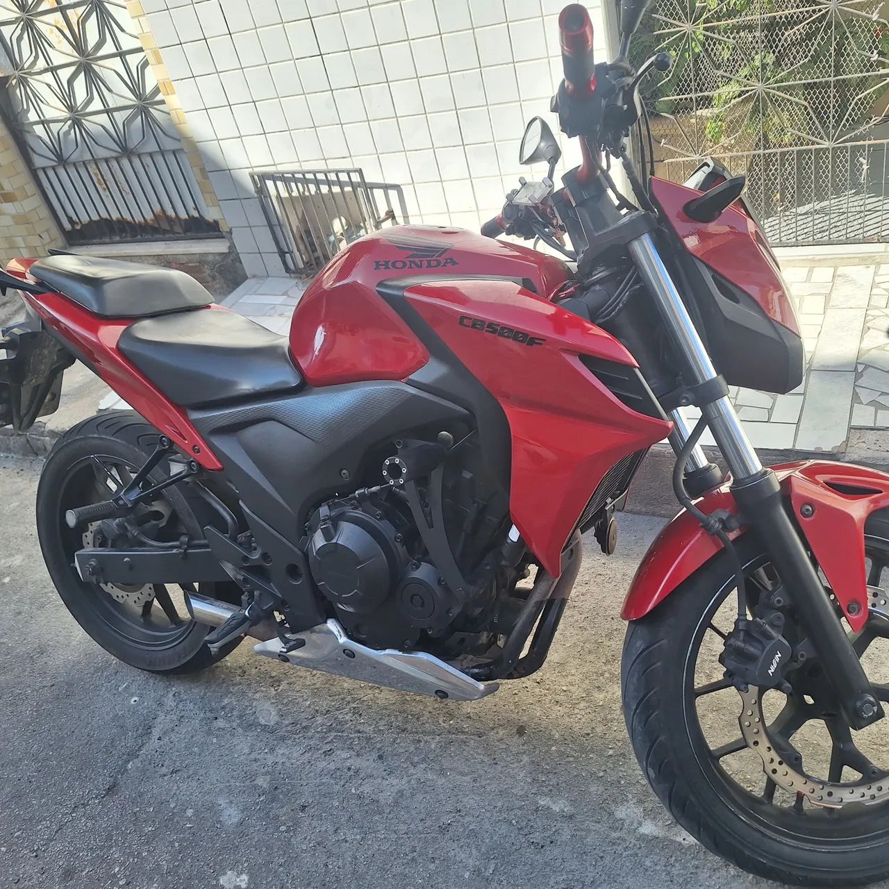 Honda  cb500f  