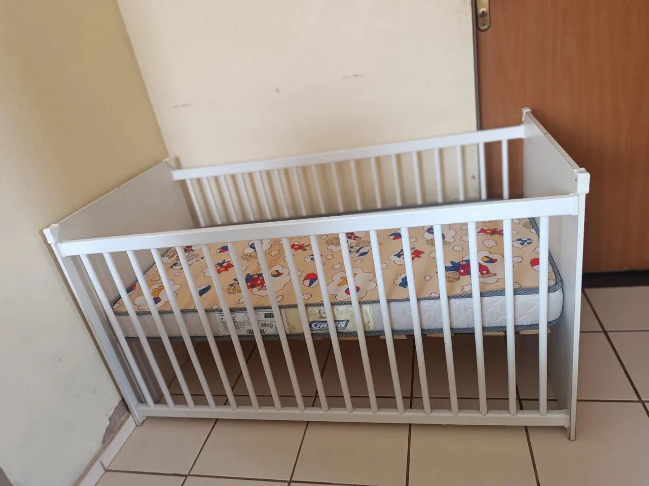 BERÇO + COLCHÃO