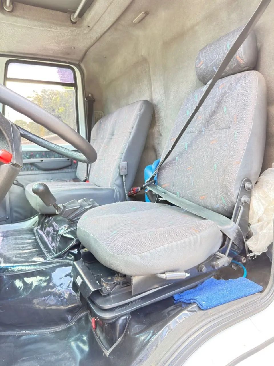 FORD CARGO 815 2012  - Foto 3
