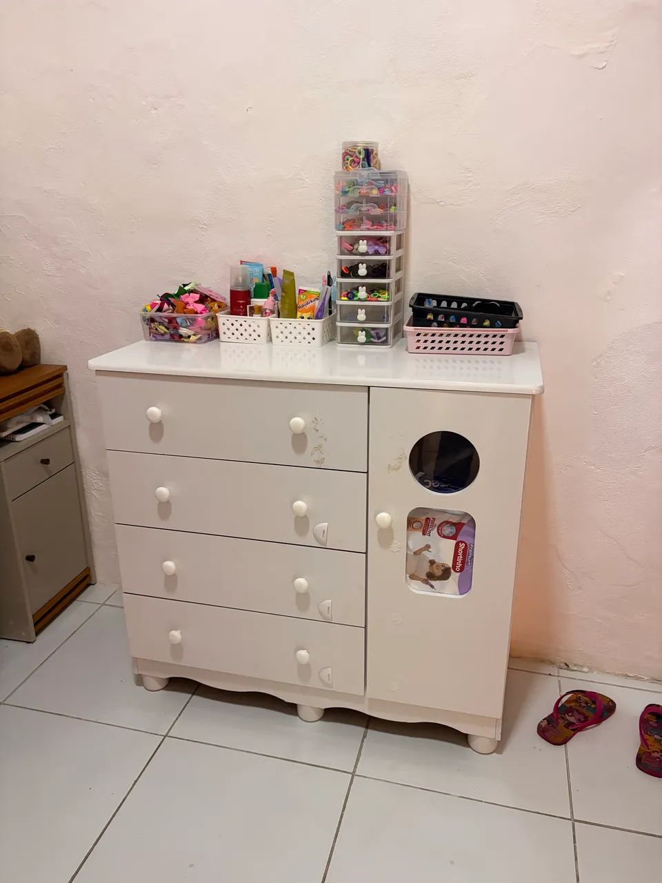Roupeiro e cômoda 