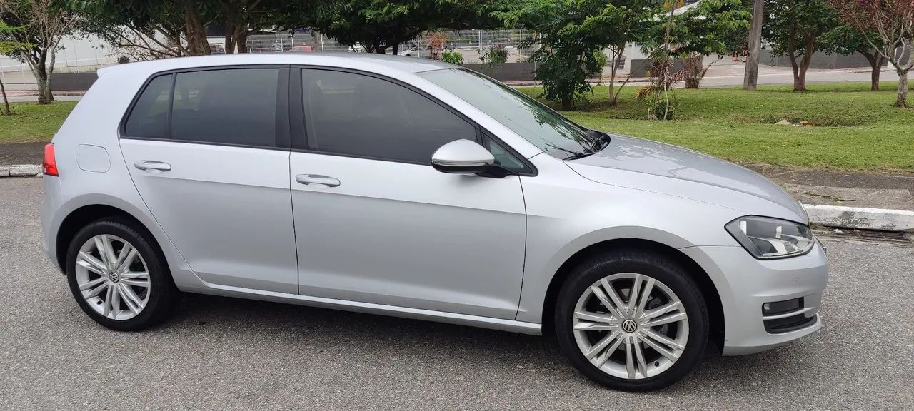 Volkswagen Golf Comfortline 1.0 TSI Total Flex Mec. 2017 - Foto 5